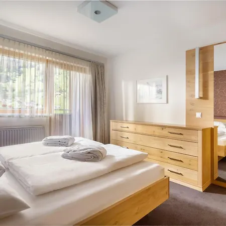 Appartement Tschanun